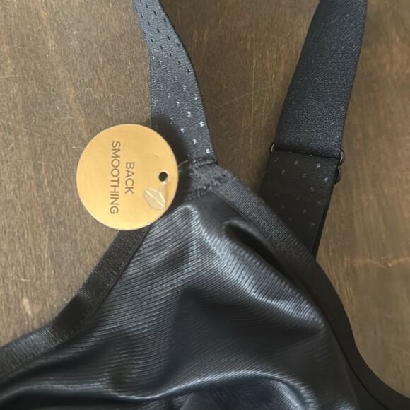 WACOAL 857303 BACK APPEAL MINIMIZER BRA IN BLACK - Picture 7 of 10